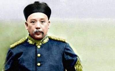 1859년 8월 20일, 청나라 말기 군관이자 정치인•중화제국의 황제 위안스카이 (袁世凱, 1859 ~ 1916) 출생