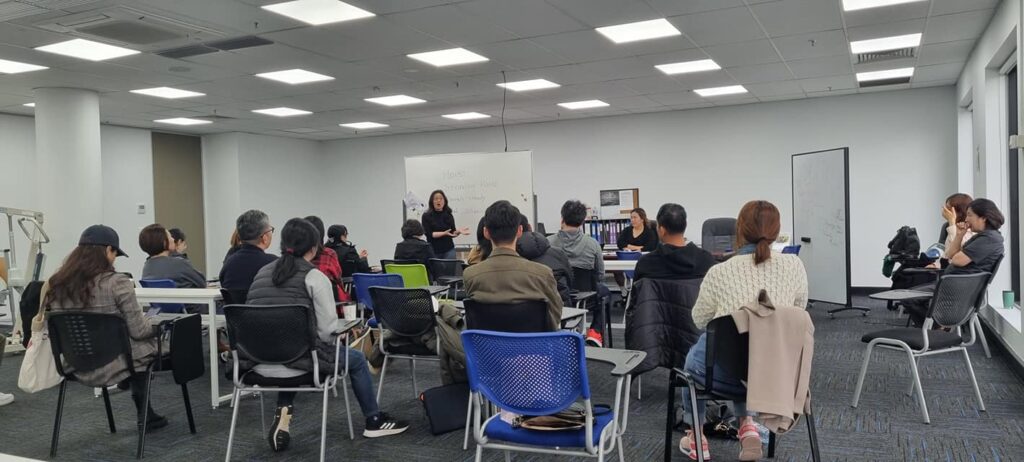 산·학 협력 주도하는 호주미래대학 각 주별로 2학기 종강 실시 – 캔버라 캠퍼스 새롭게 오픈 및 종강도 실시 / 호주정부 지원과정에 이어 한국정부 지원과정도 3학기 (7월) 개강