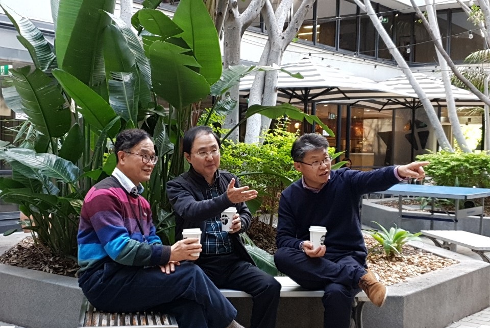 인물초대석 : 김경진 교수와의 인터뷰 – 알파크루시스대학교 박사원장으로 부임한 김경진 박사 “길게 멀리 내다보고 뛰겠습니다”