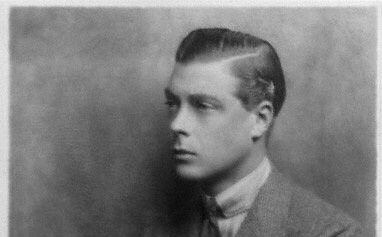 1894년 6월 23일, 영국 국왕이자 인도 제국의 황제였던 에드워드 8세 (Edward VIII, 1894 ~ 1972) 출생