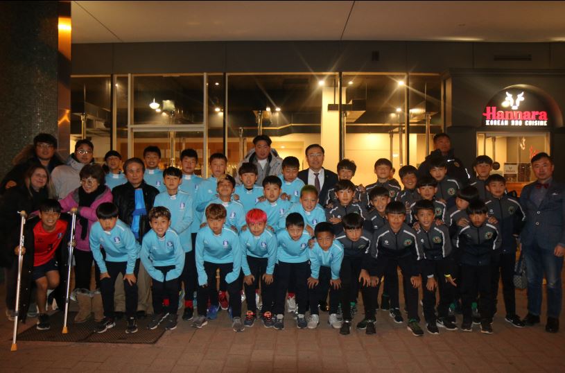 이백순 대사, 캉가컵 유소년 축구대회 한국 선수단 격려 / 다윈(Darwin) 한인회 만찬 개최