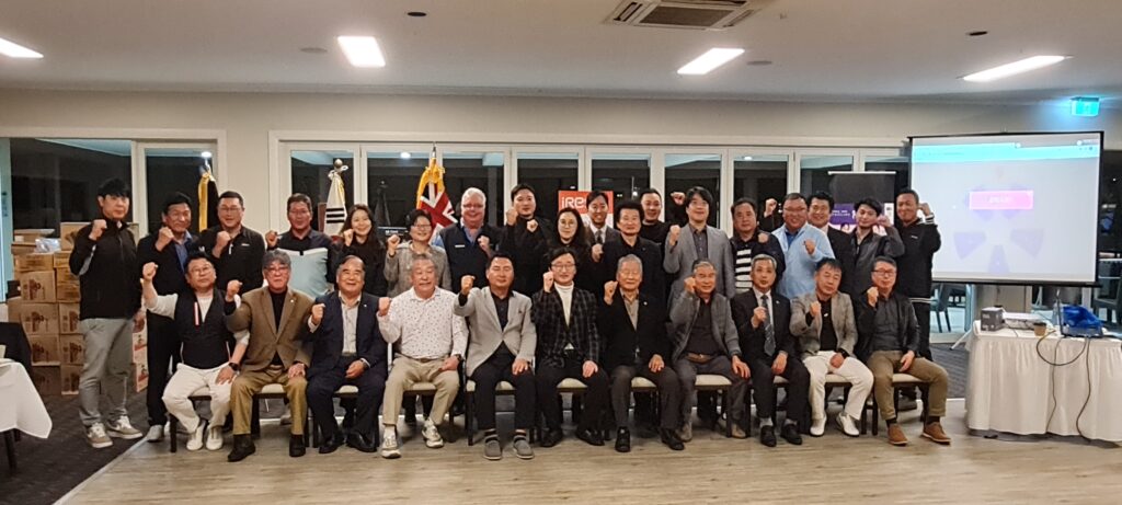 이태우 총영사, 재호한인상공인연합회 주최 장학기금 마련 행사 참석해 선발된 올해의 장학생들 축하 / 이스트우드 코리아타운 Celebration Night 참석